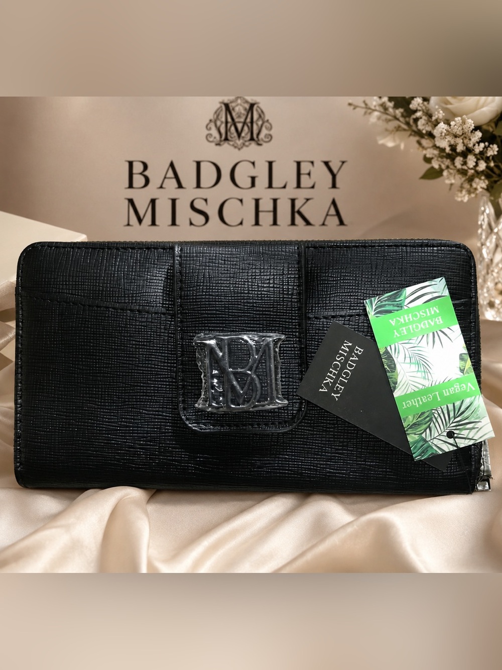 Badgley Mischka Black Vegan Leather Zip Around Wallet Clutch NWT